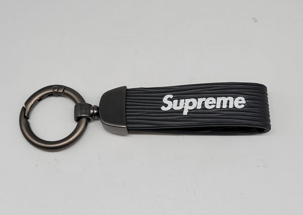 brand new supreme black pendant with calf leather keychain key