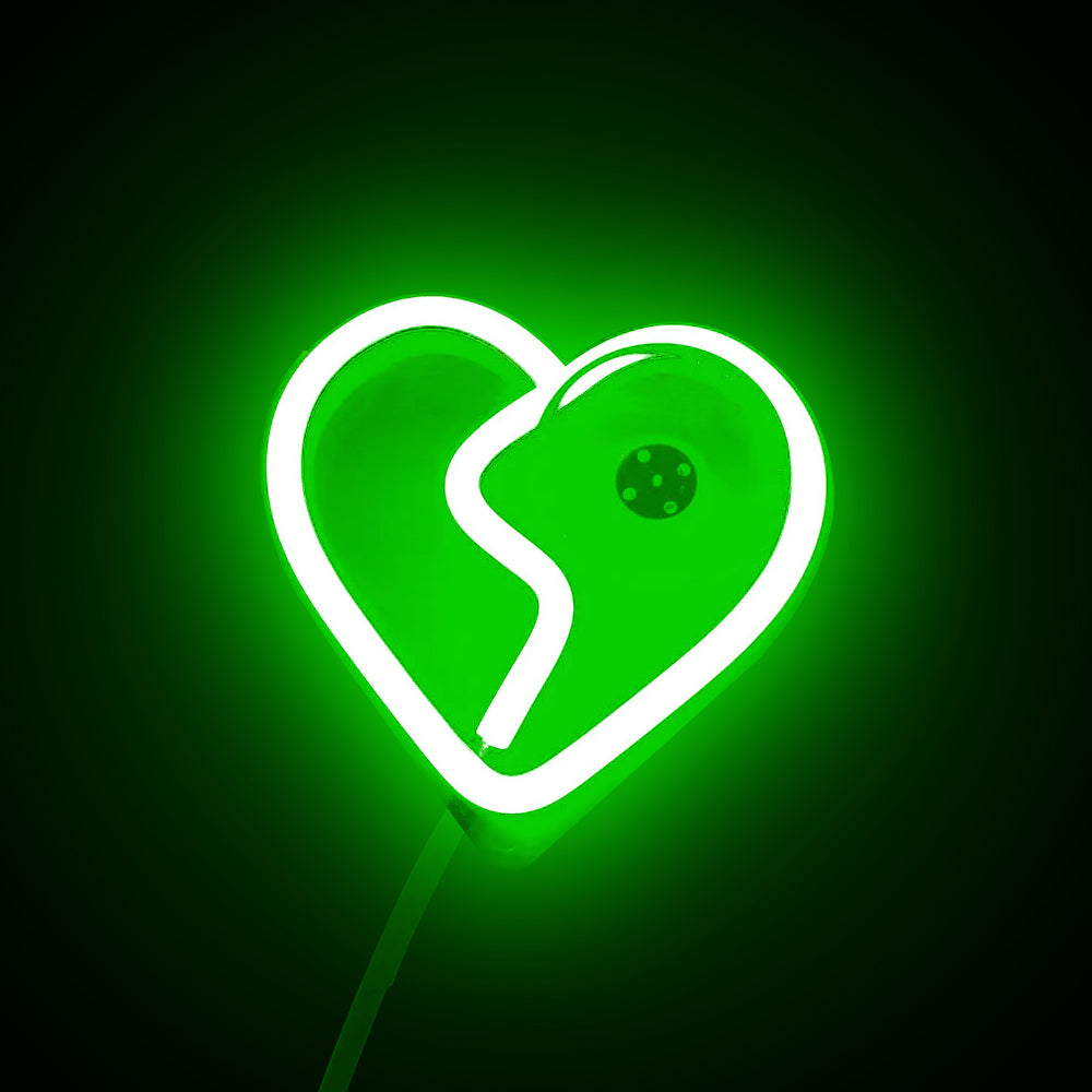 BRAND NEW UNIVERSAL BROKEN LOVE HEART GREEN LED Neon Flash Light Car Window Glow Electric Remote Control Lamp